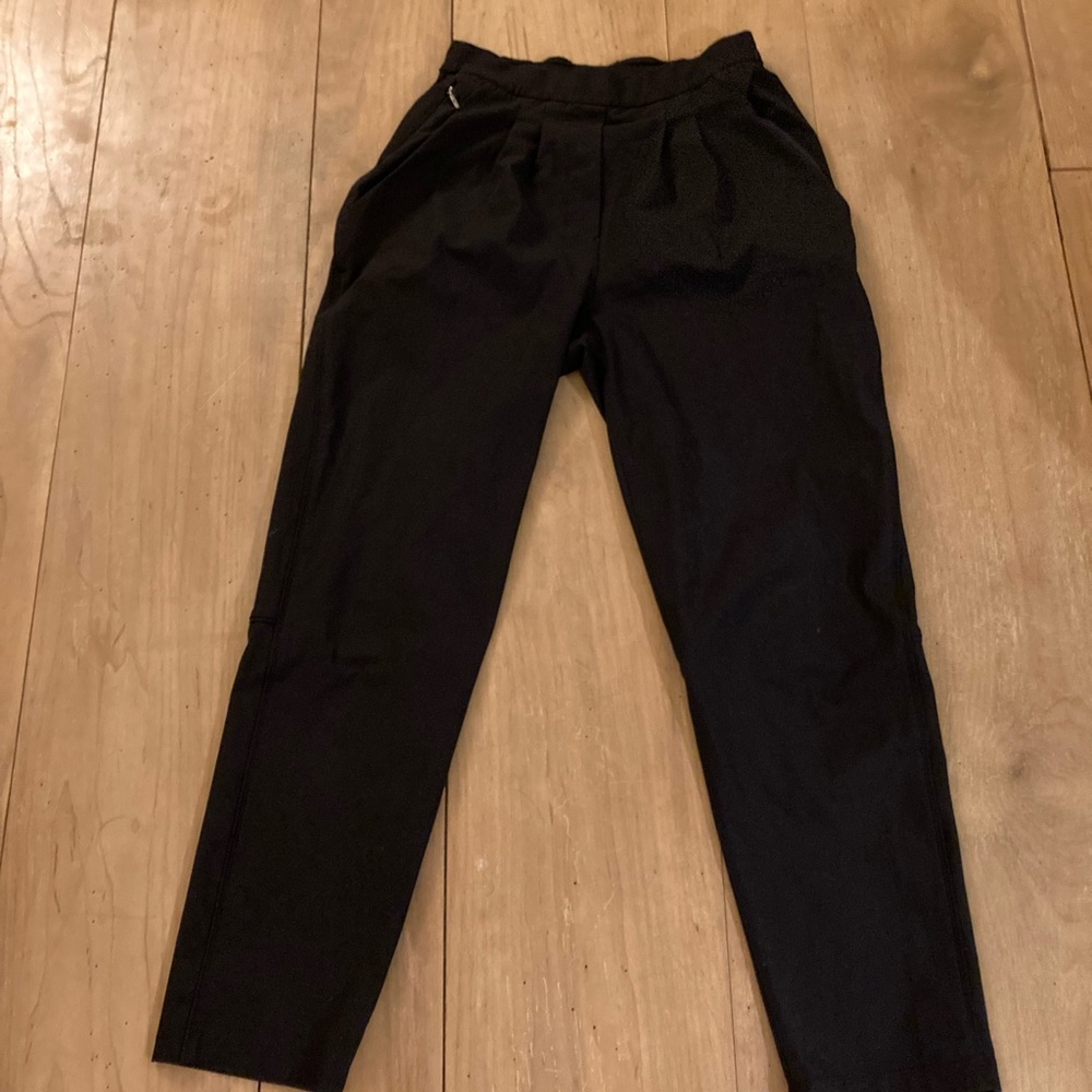 Lululemon essential high rise trouser